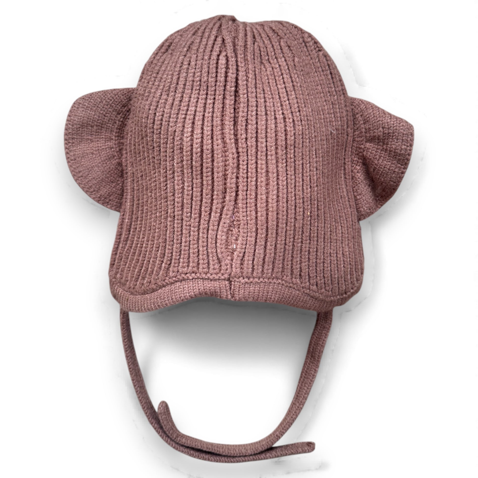 Back view of Ellie Hat in brown, cotton-lined children’s hat with ribbed knit finish